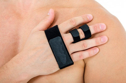 Finger Splint es un producto simple e innovador utilizado para la inmovilización de los dedos